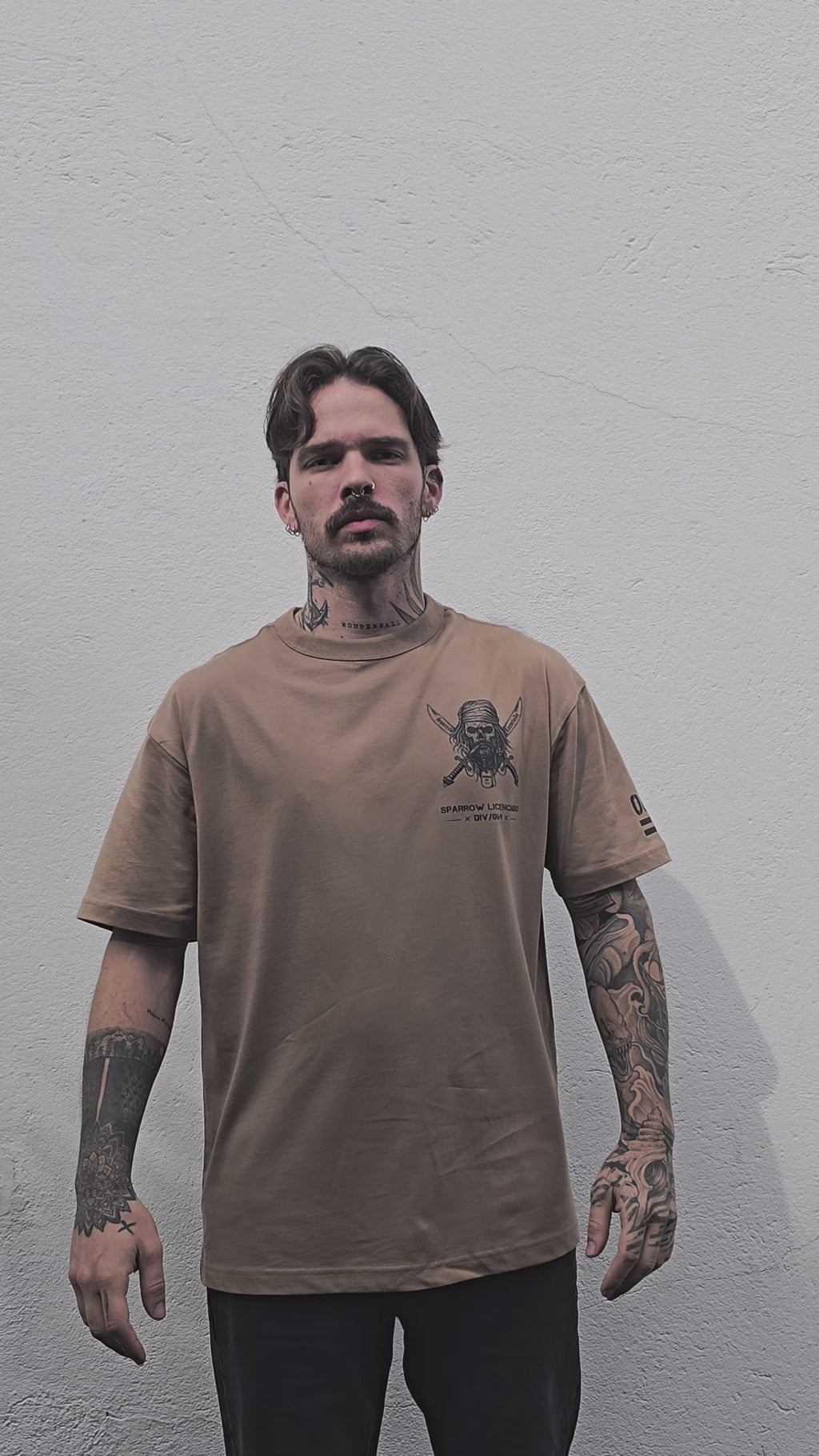 Camiseta Marrón Edición Limitada
